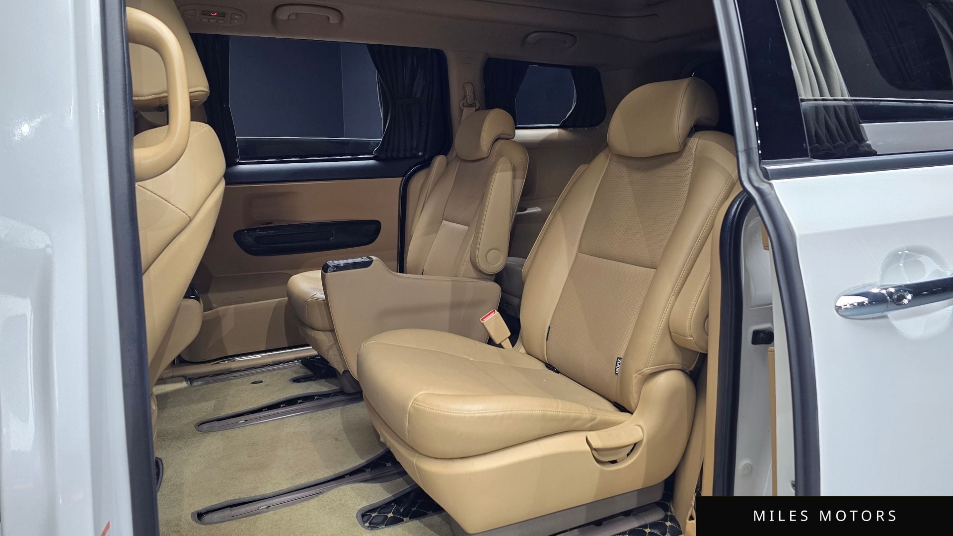 Kia Canival 2020 — миниатюра 11