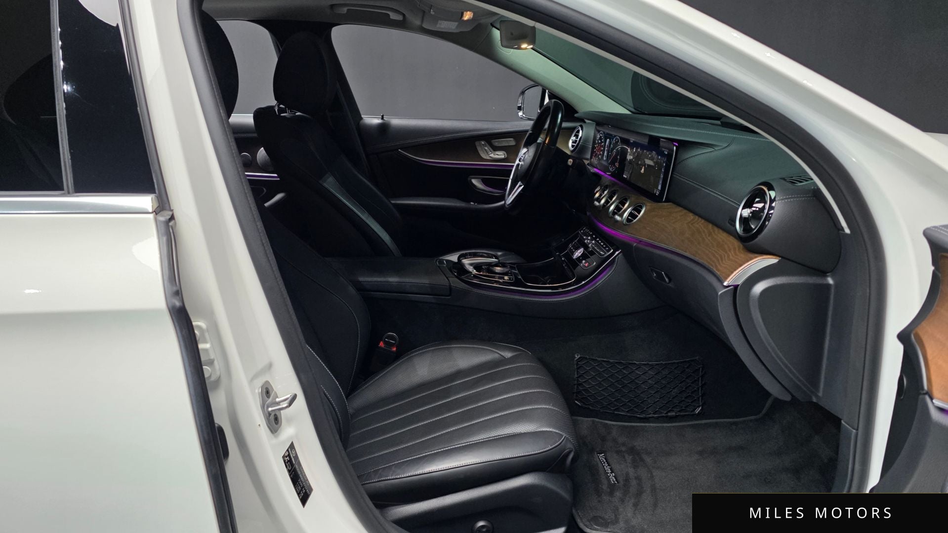 Mercedes-Benz E-Class W213 2020 — миниатюра 11