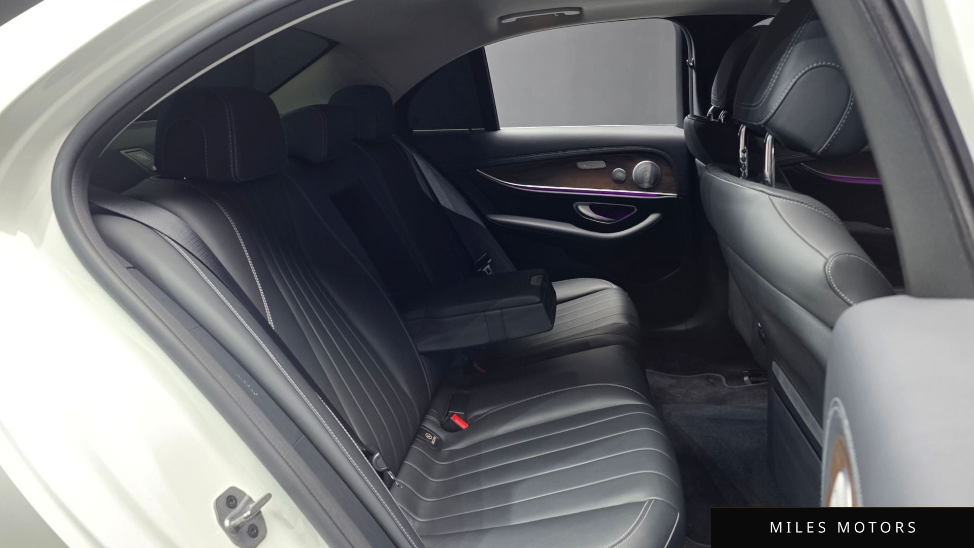 Mercedes-Benz E-Class W213 2020 — миниатюра 12