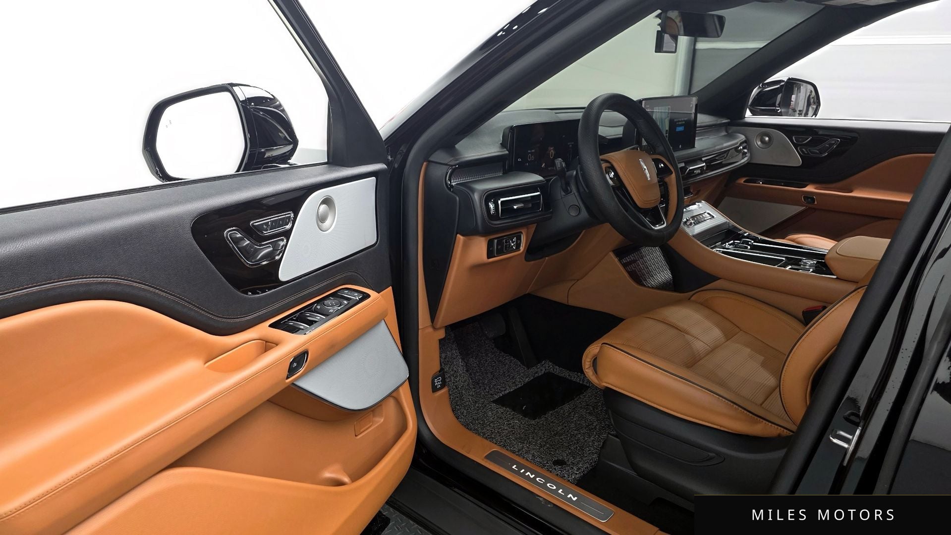 Lincoln Aviator 2025 — миниатюра 10