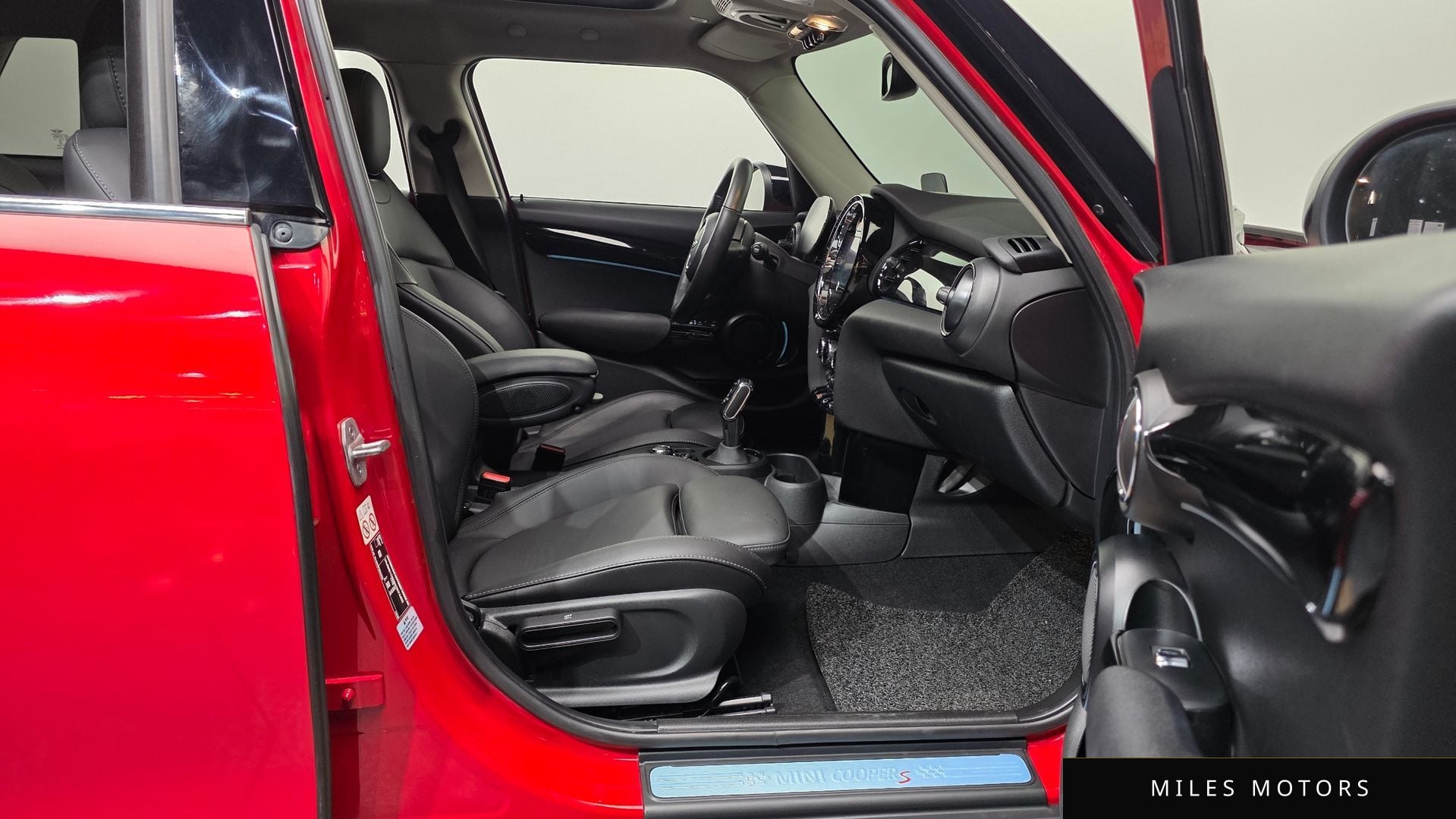 MINI Cooper S 2022 — миниатюра 11