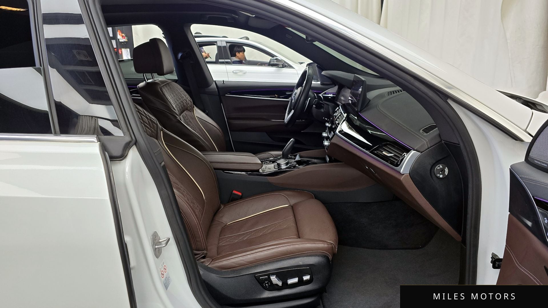 BMW 6시리즈 GT (G32) 2023 — миниатюра 11