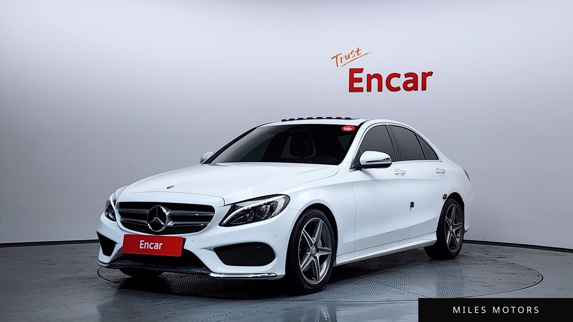 Mercedes-Benz C-Class W205 2017 — фото 1 из 12