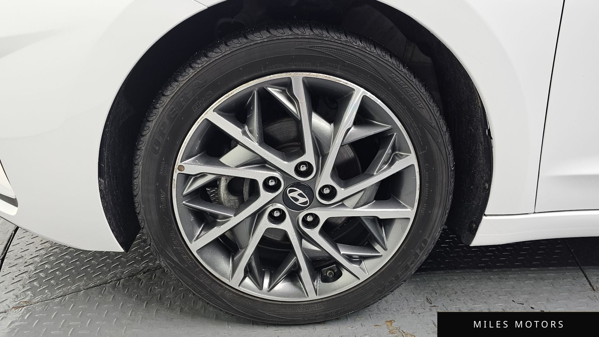 Hyundai AVANTE 2019 — миниатюра 5