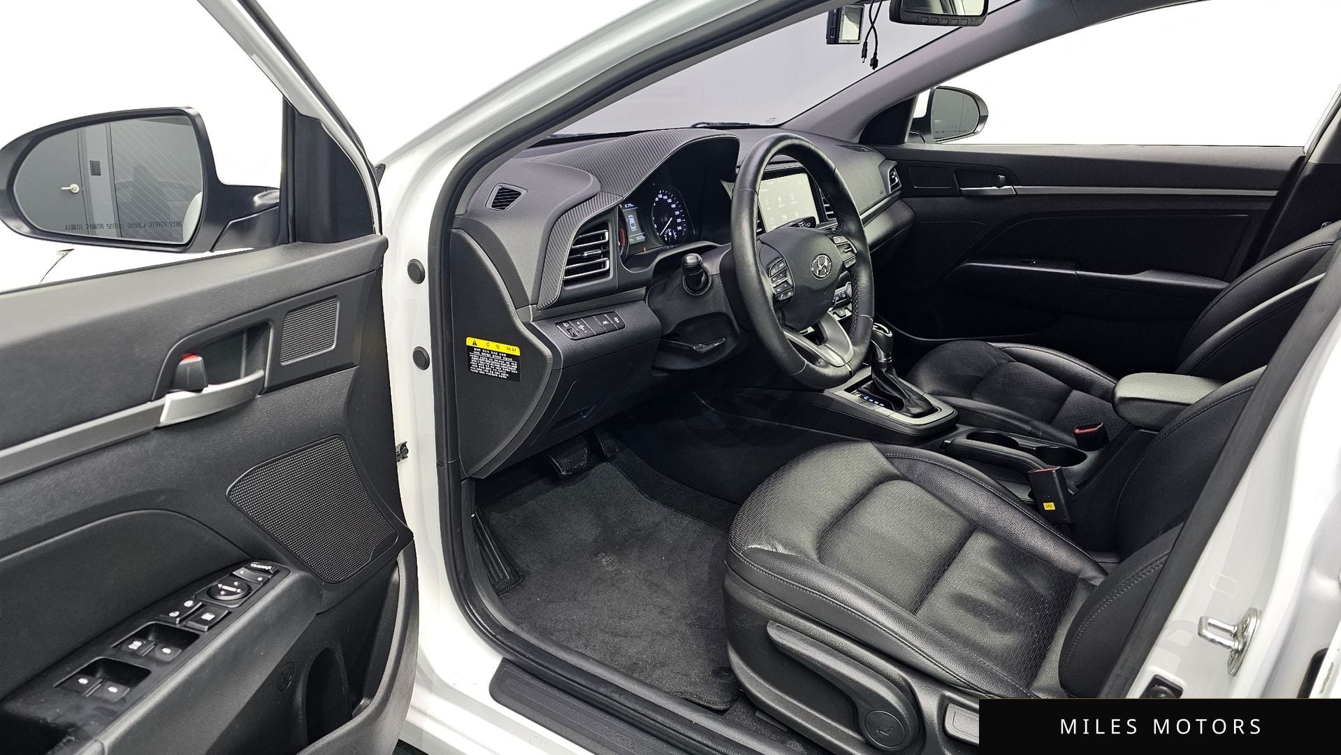 Hyundai AVANTE 2019 — миниатюра 10