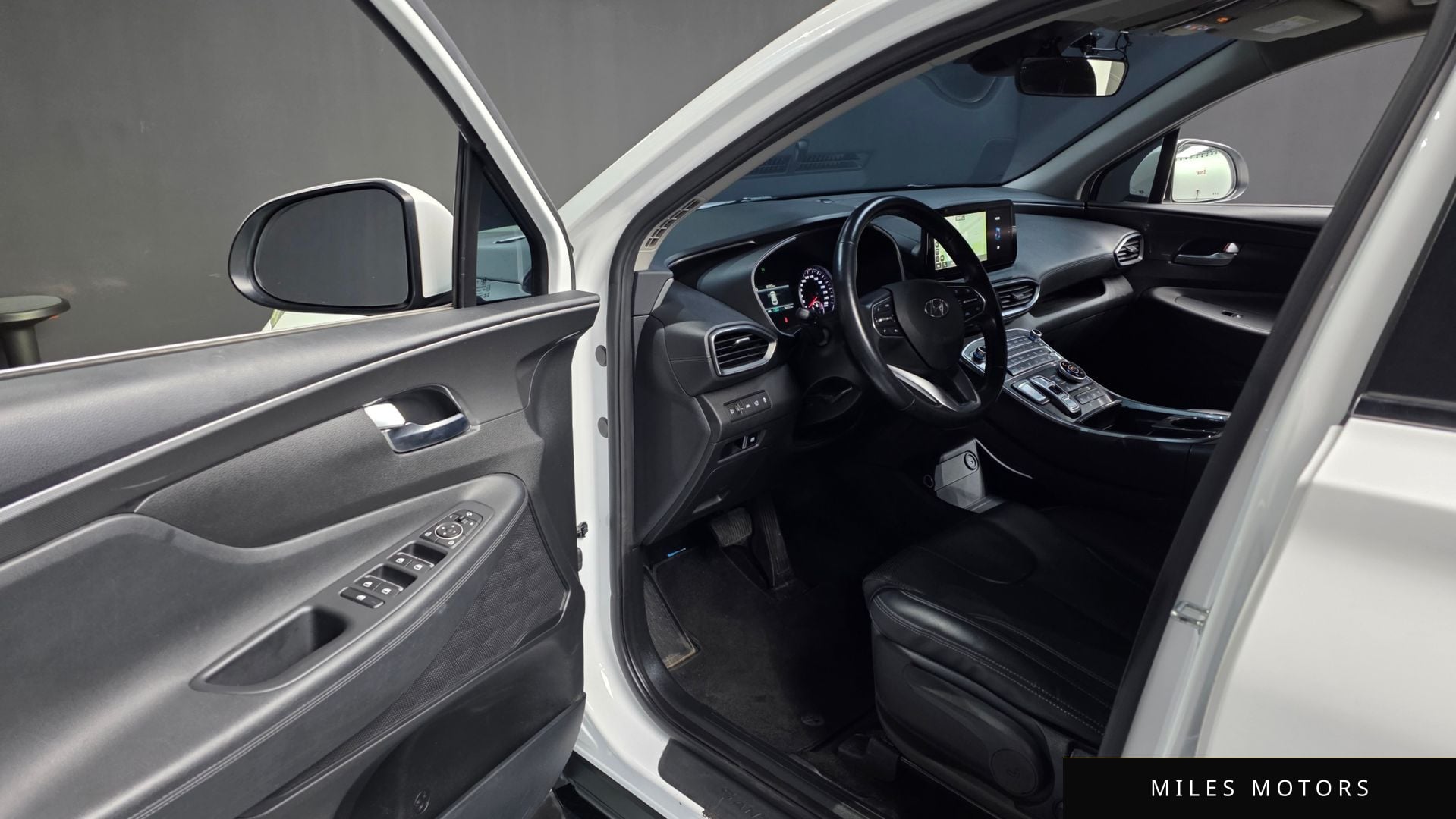 Hyundai Santafe 2022 — миниатюра 10