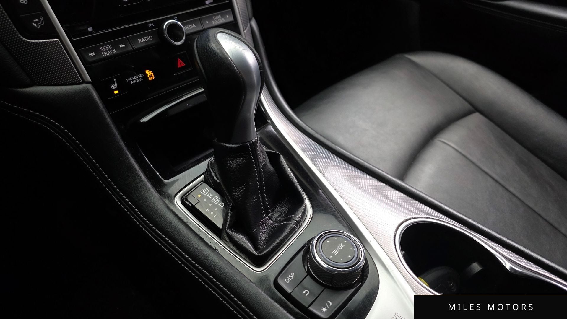 Infiniti Q50 2016 — миниатюра 9