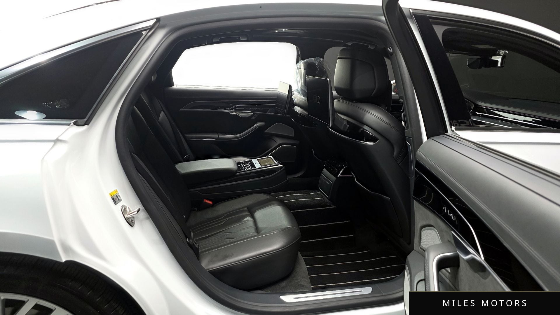 Audi A8 (D5) 2021 — миниатюра 12