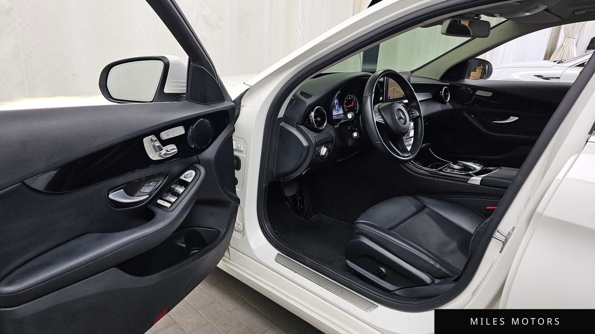 Mercedes-Benz C-Class W205 2018 — миниатюра 10
