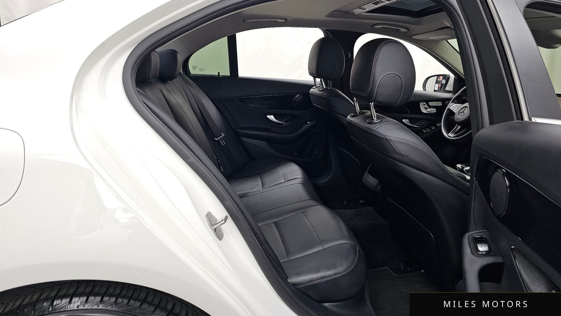 Mercedes-Benz C-Class W205 2018 — миниатюра 12