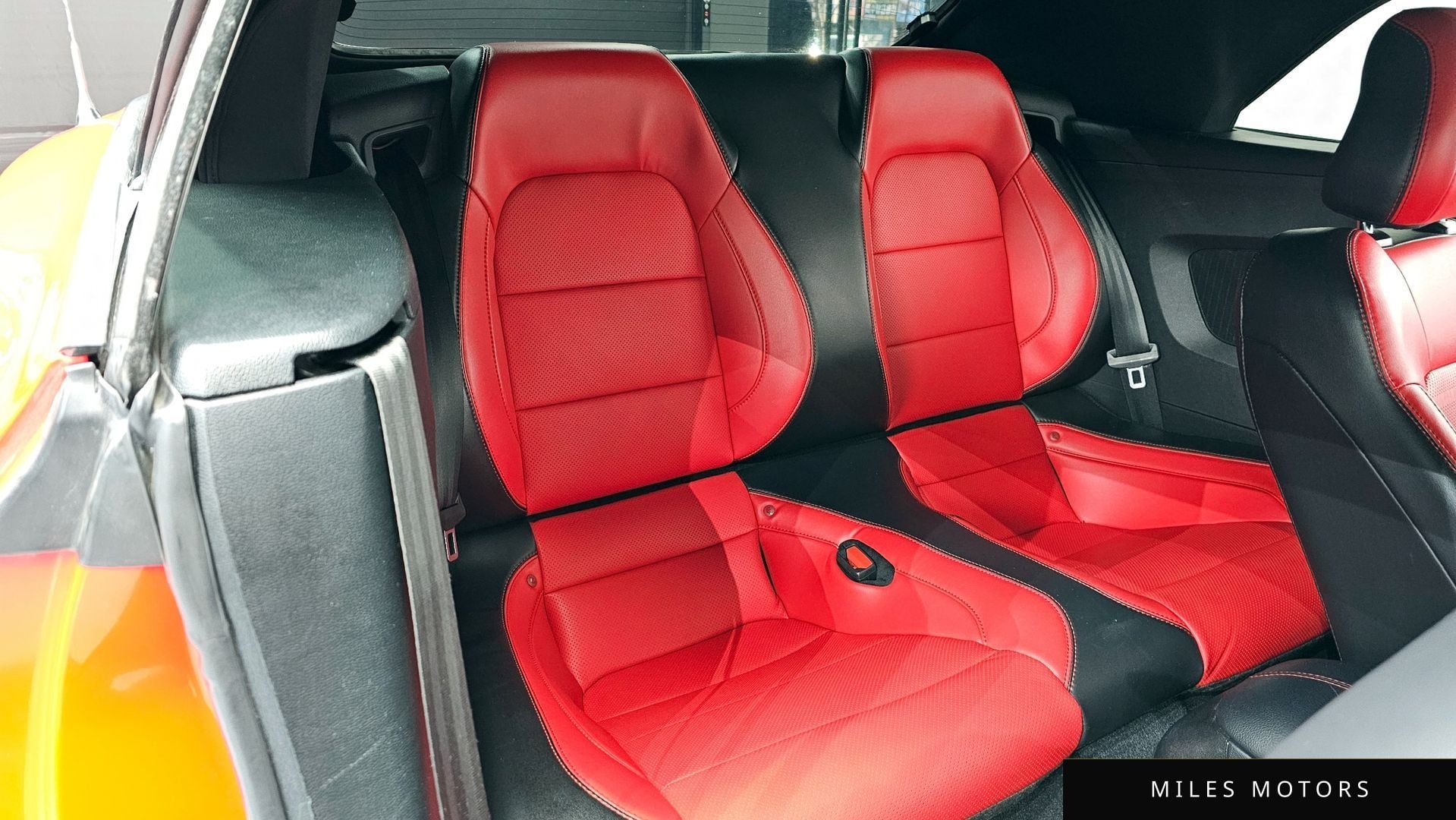 Ford Mustang 2023 — миниатюра 12