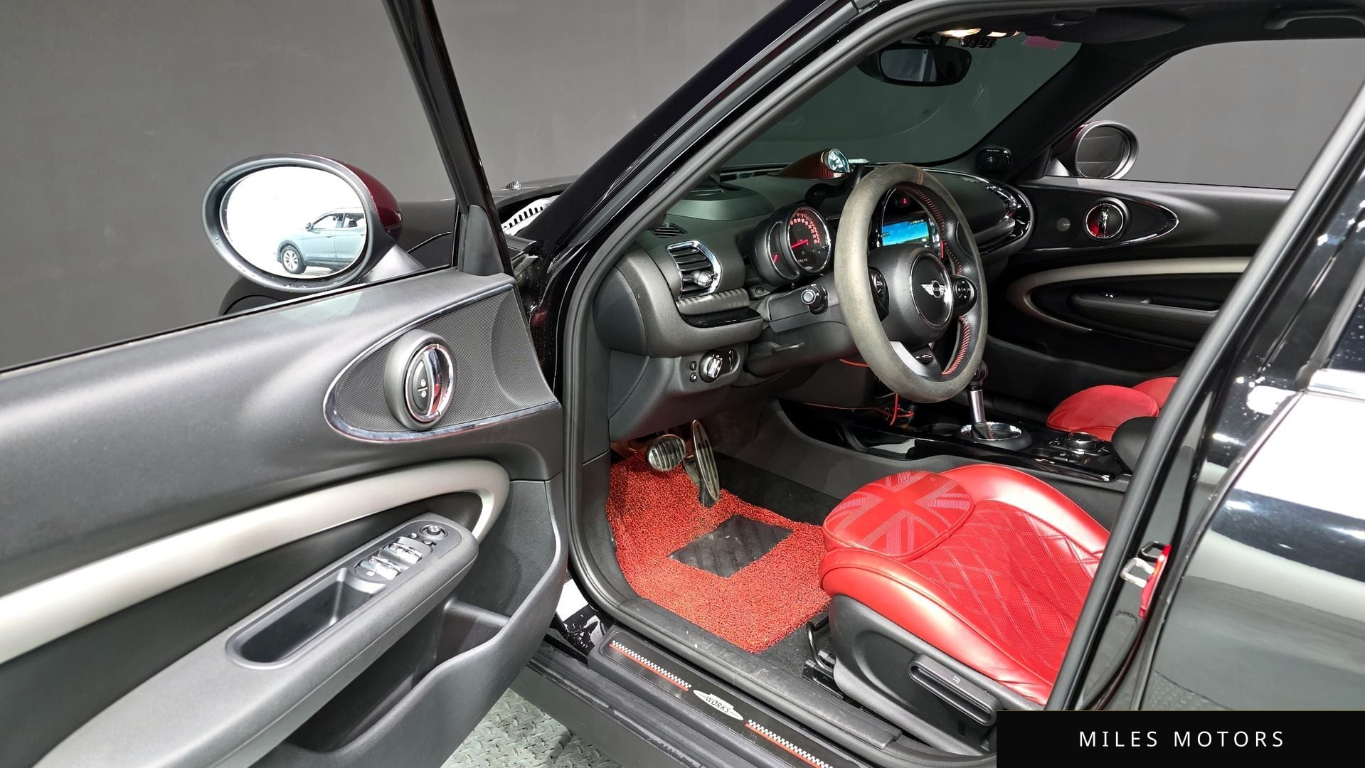 MINI Clubman 2018 — миниатюра 10