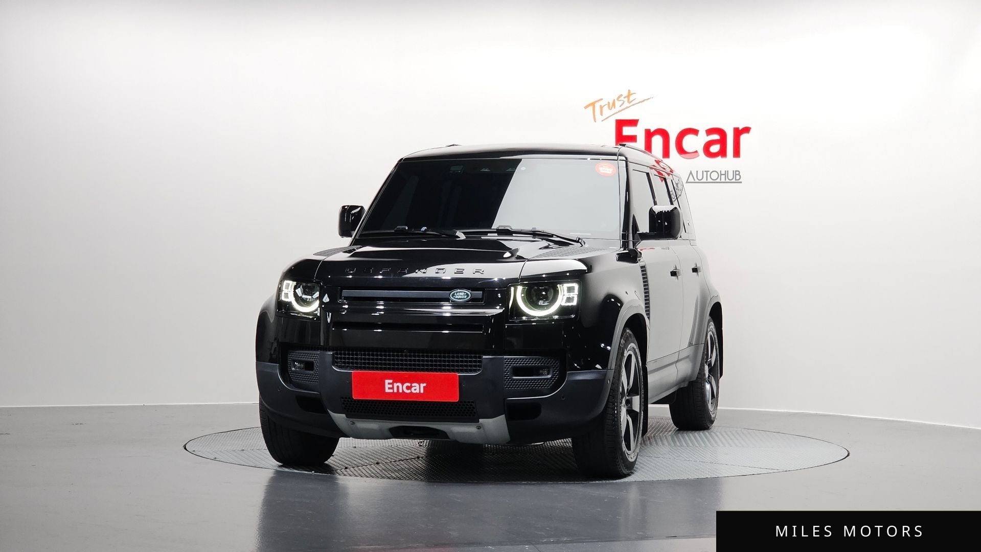 Land Rover Defender 2023 — миниатюра 3