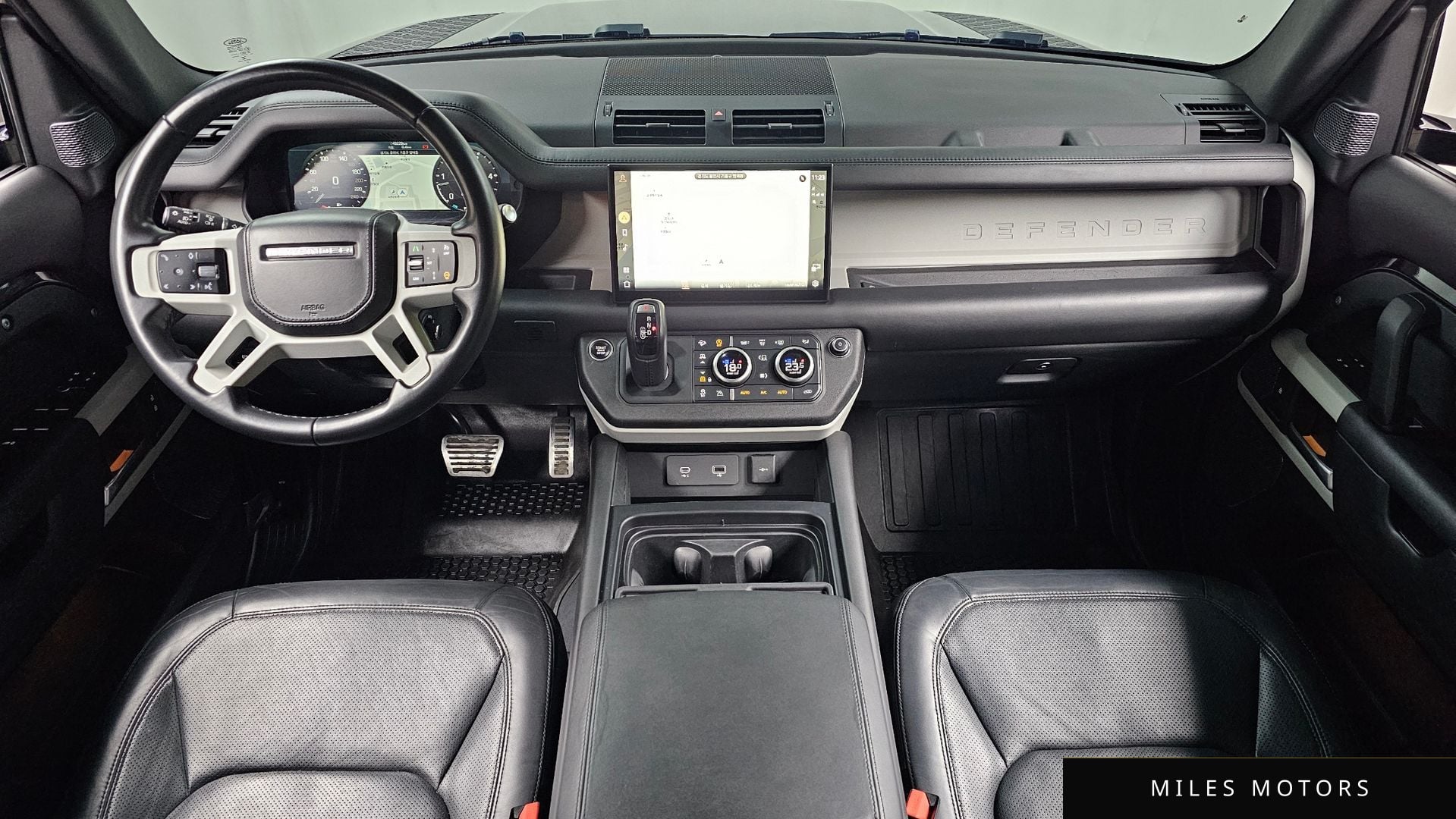 Land Rover Defender 2023 — миниатюра 7