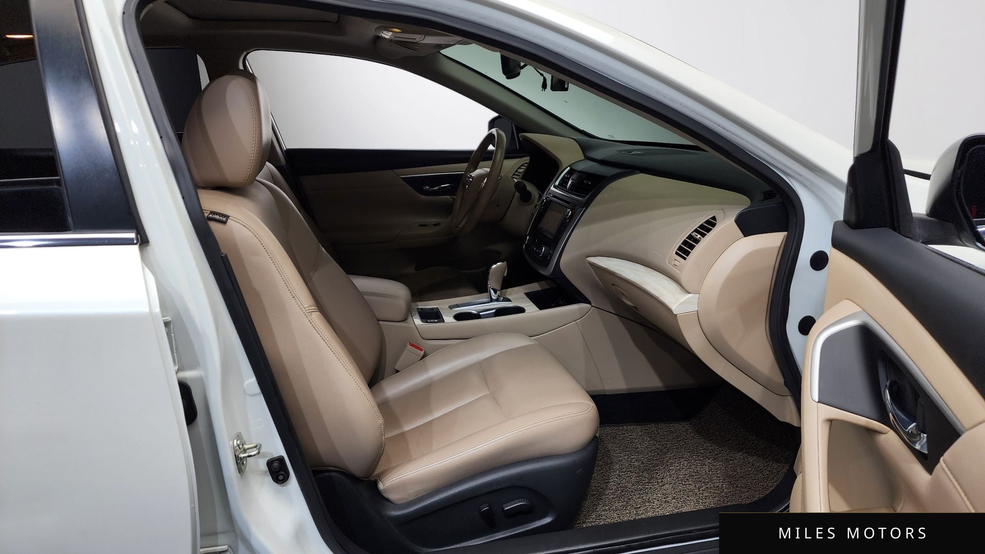 Nissan Altima 2017 — миниатюра 11