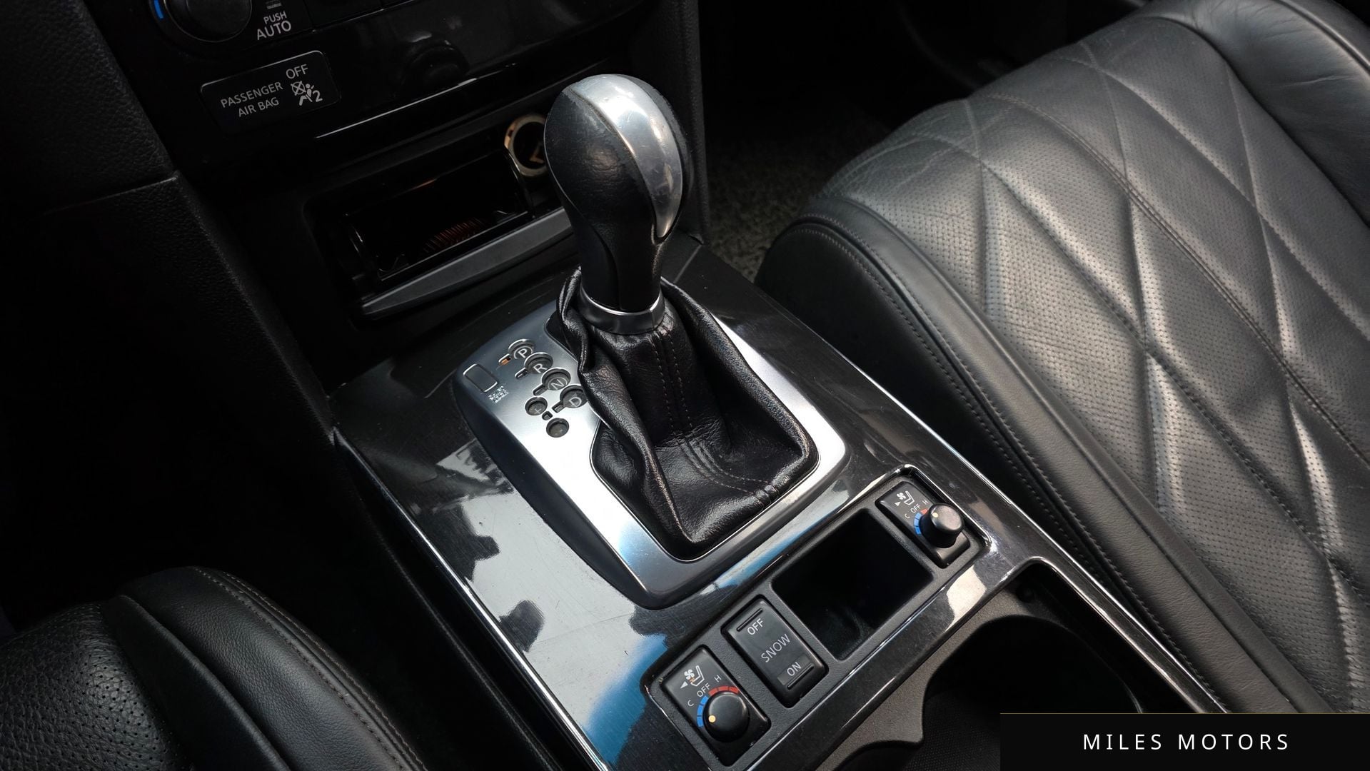 Infiniti FX35 2010 — миниатюра 9