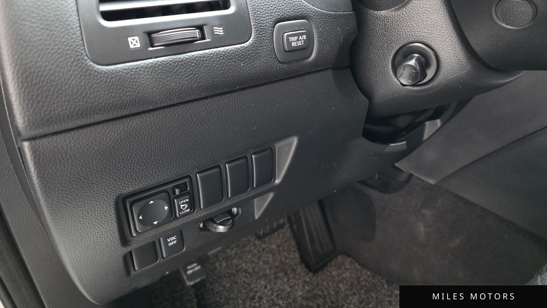 Infiniti FX35 2010 — миниатюра 19