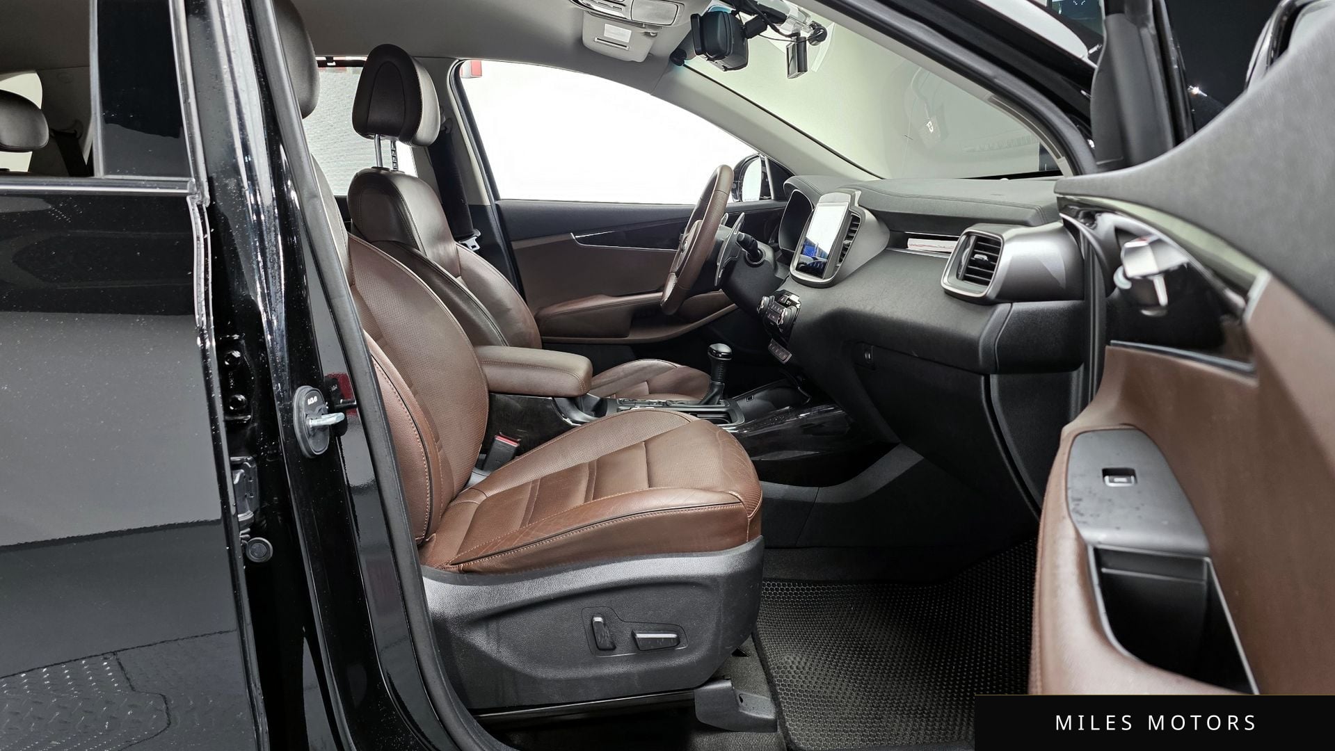 Kia Sorento 2017 — миниатюра 9