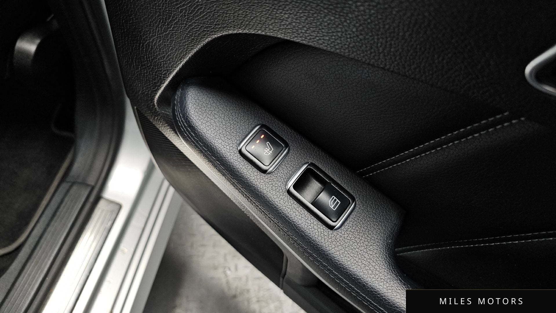 Mercedes-Benz E-Class W212 2016 — миниатюра 19
