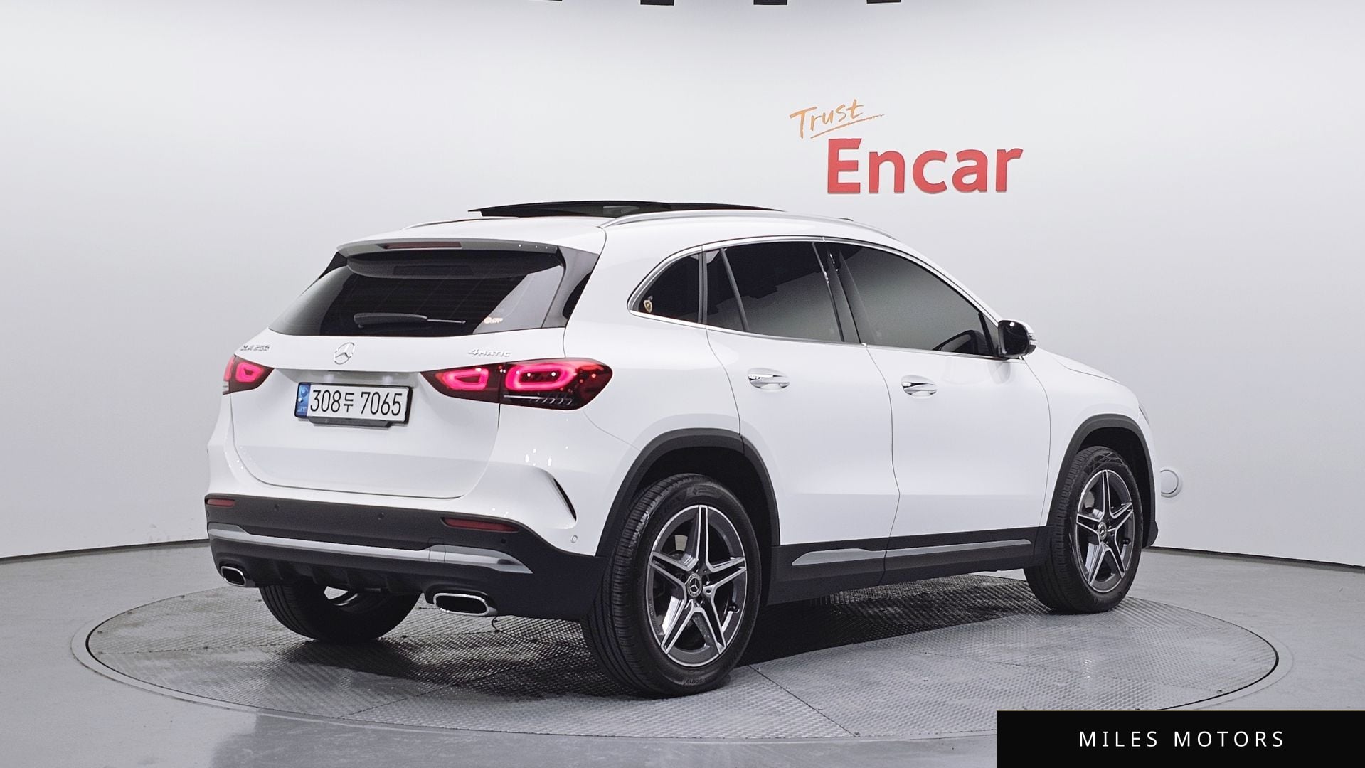 Mercedes-Benz GLA-Class H247 2023 — миниатюра 2