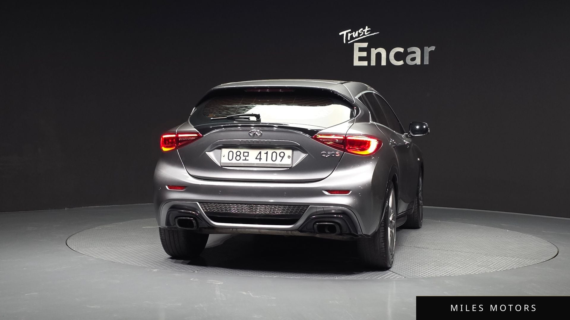Infiniti Q30 2017 — миниатюра 4