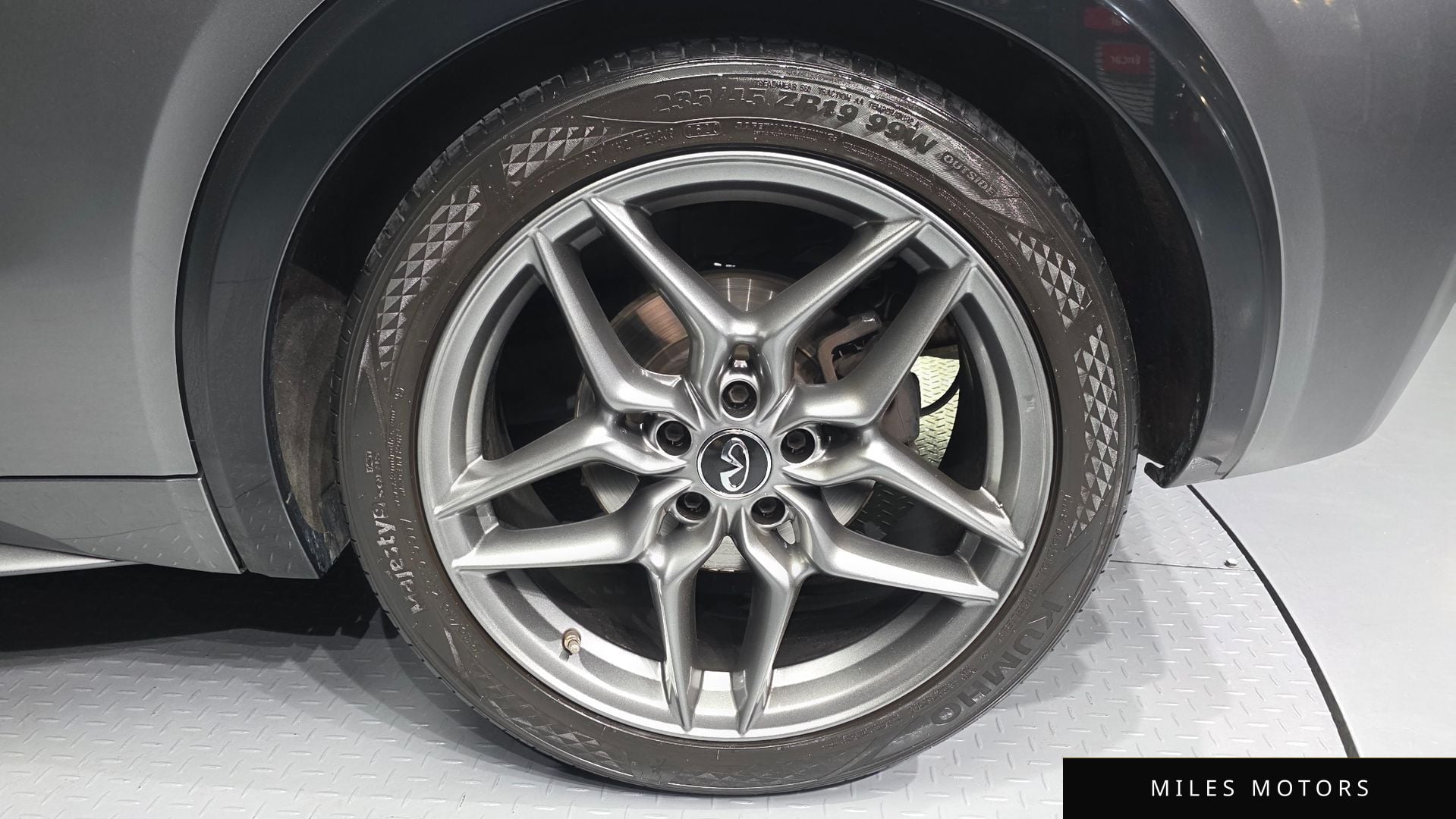 Infiniti Q30 2017 — миниатюра 5