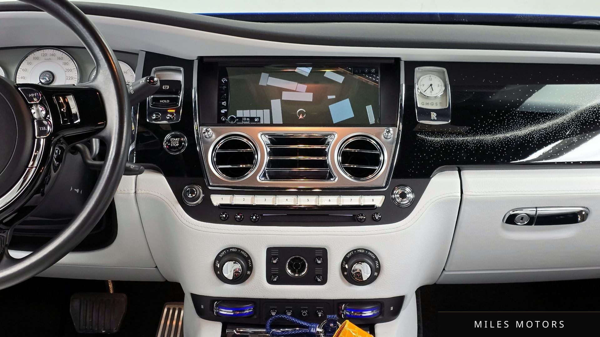 Rolls-Royce 고스트 2019 — миниатюра 14