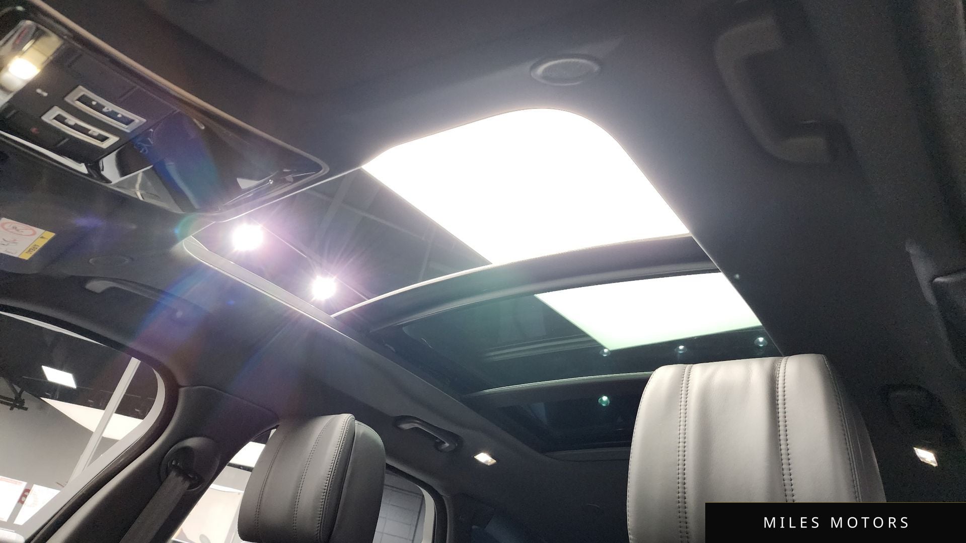 Land Rover 레인지로버 벨라 2025 — миниатюра 19