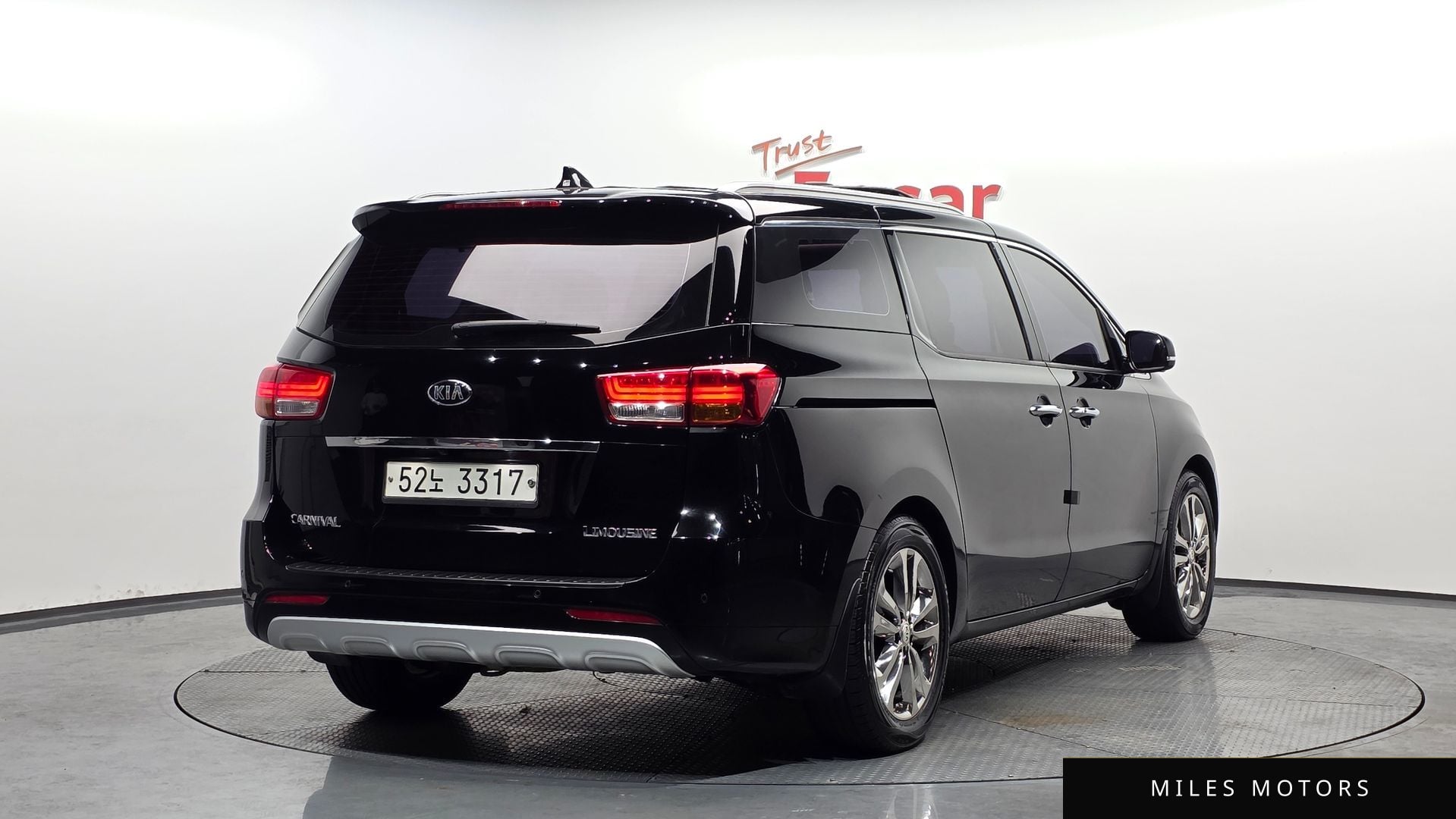 Kia Canival 2018 — миниатюра 2