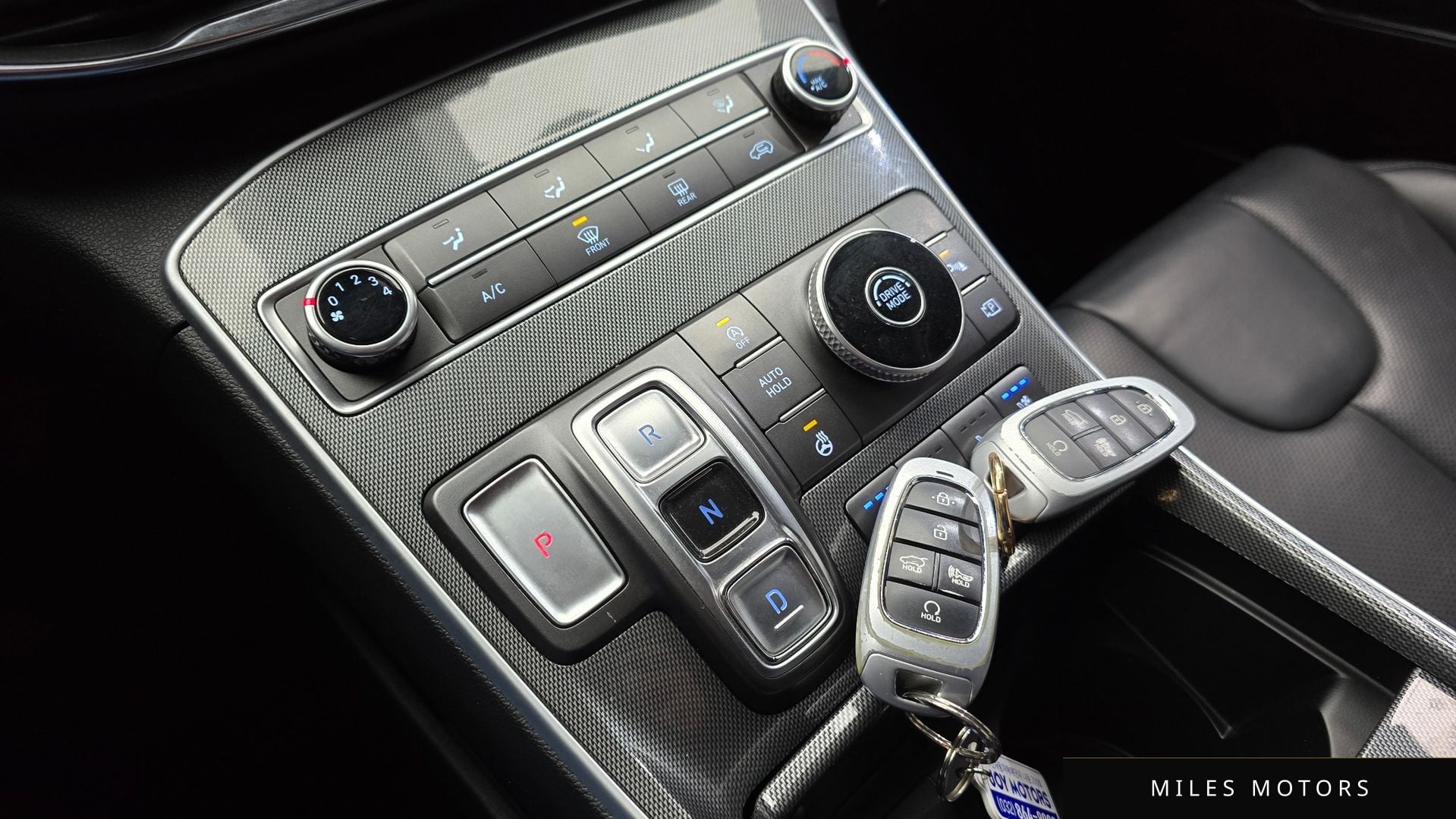Hyundai Santafe 2021 — миниатюра 9