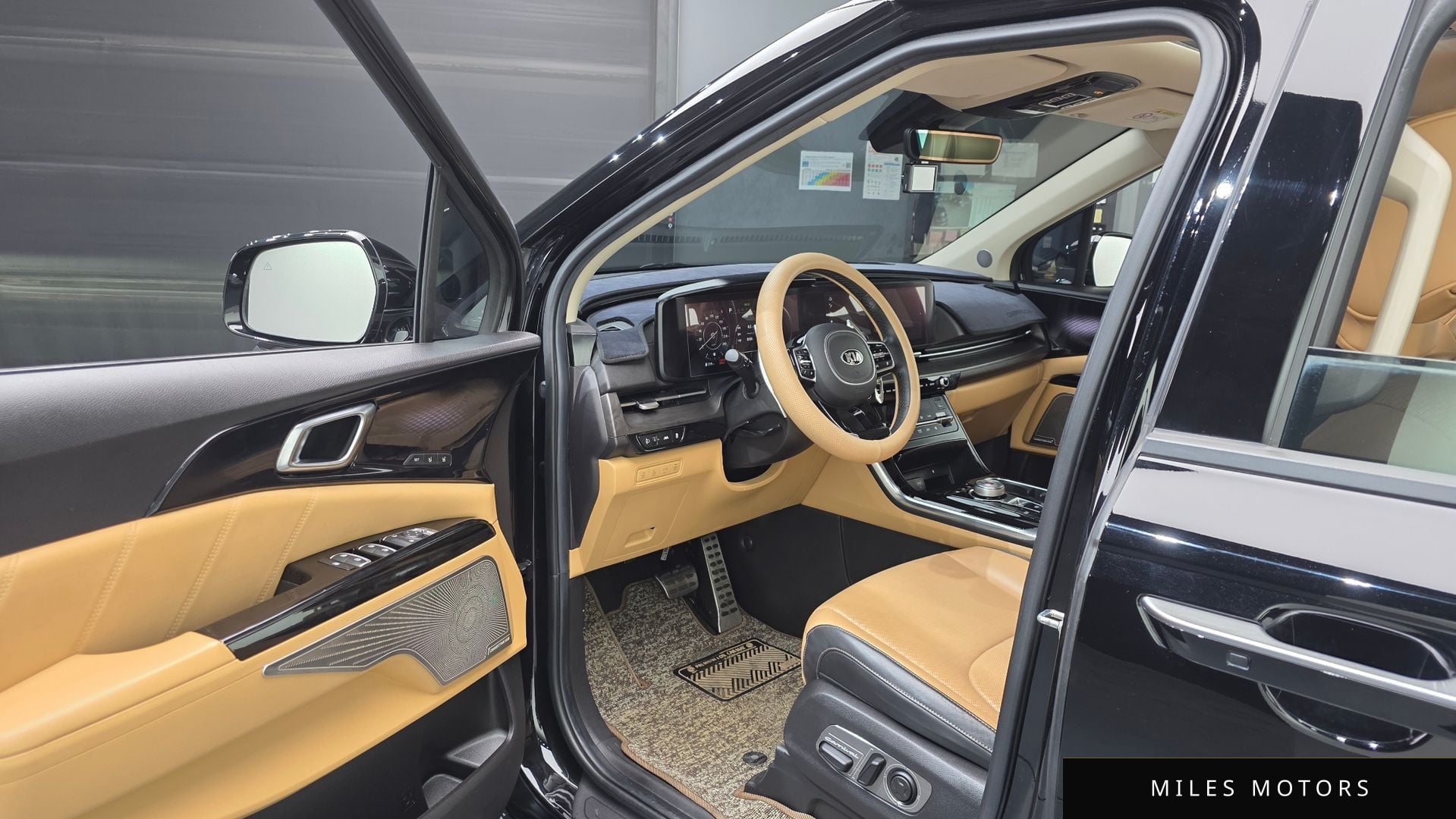 Kia Carnival 2021 — миниатюра 10