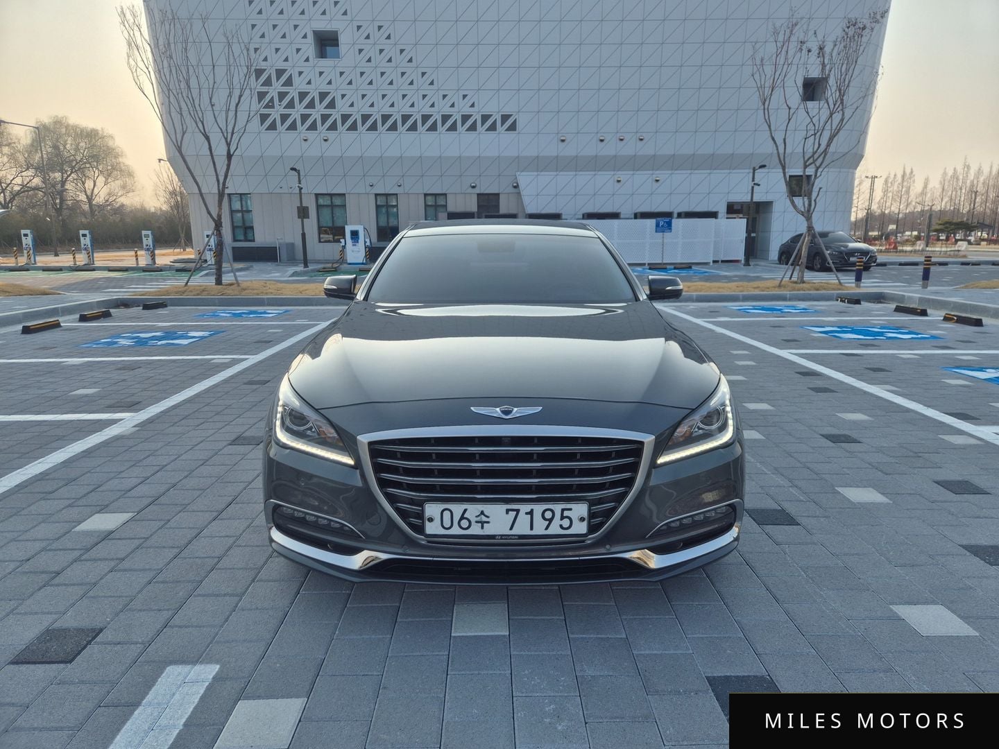 Genesis G80 2018 — фото 1 из 12
