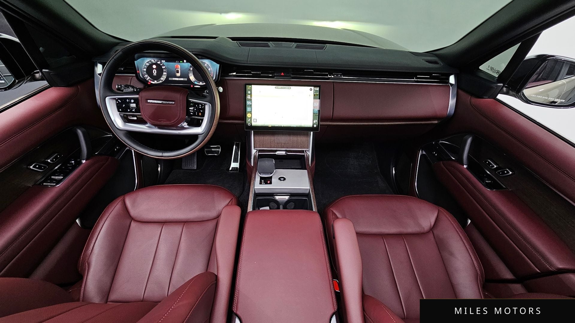 Land Rover Range Rover 2025 — миниатюра 7