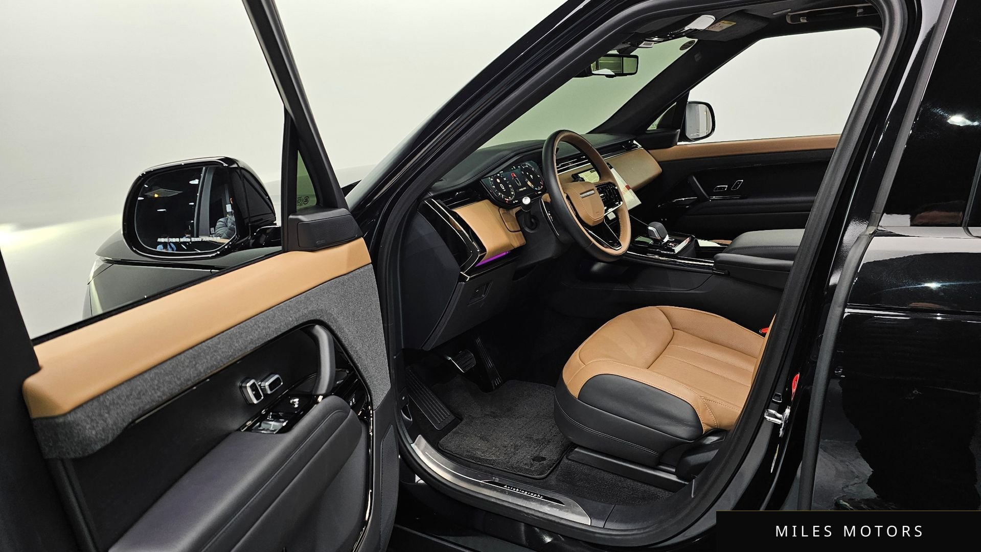 Land Rover Range Rover Sport 2025 — миниатюра 11