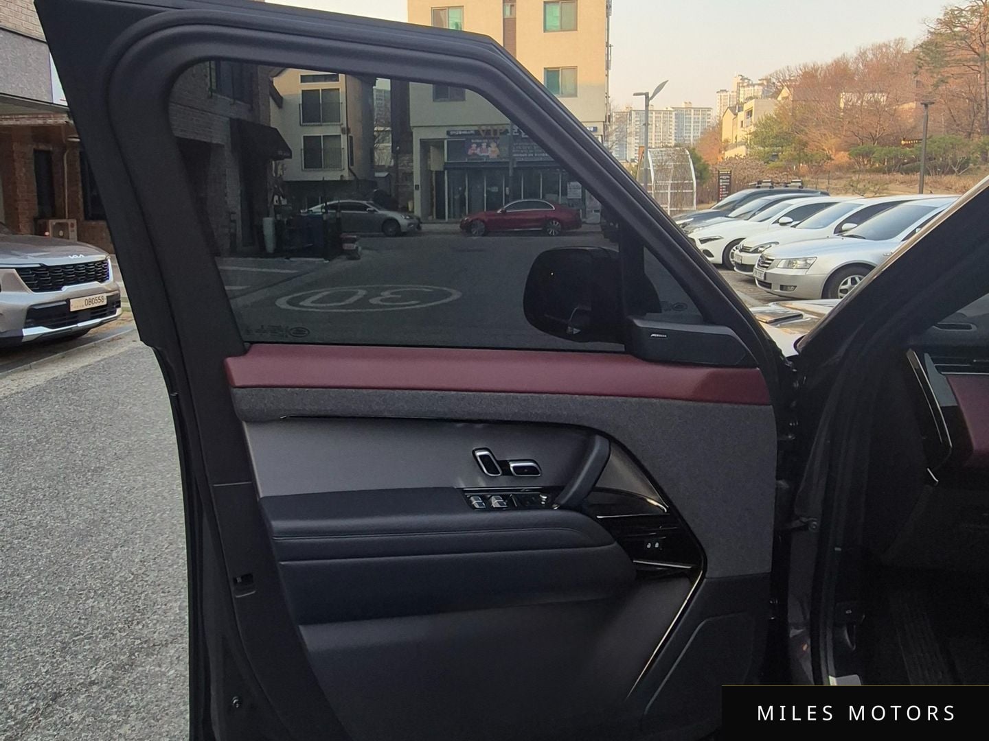 Land Rover Range Rover Sport 2023 — миниатюра 6