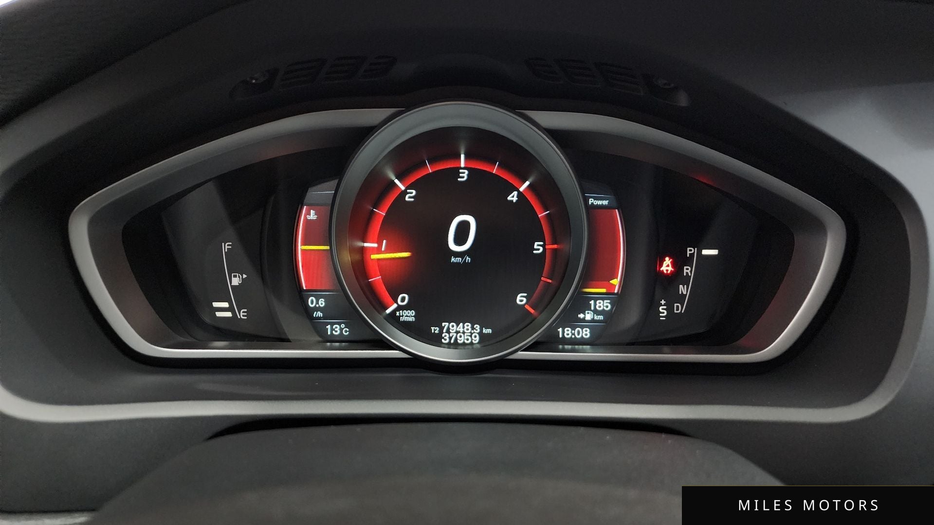 Volvo V40 2016 — миниатюра 8