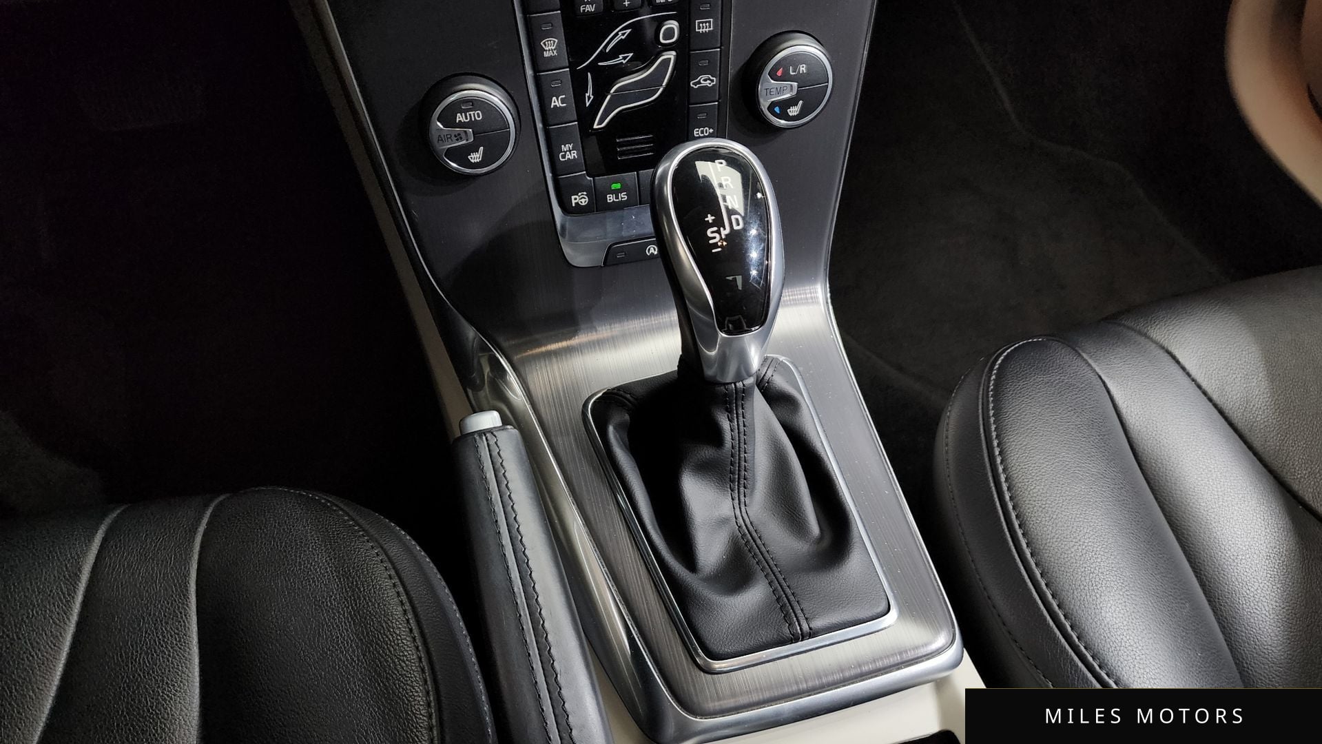 Volvo V40 2016 — миниатюра 9