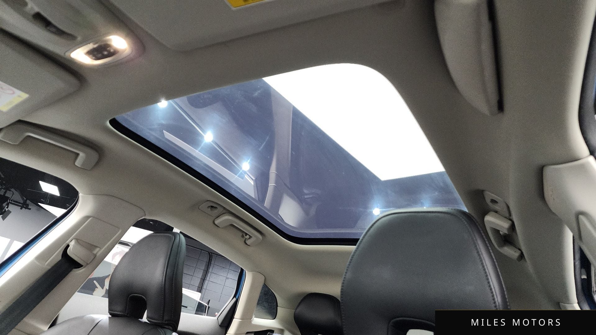 Volvo V40 2016 — миниатюра 19