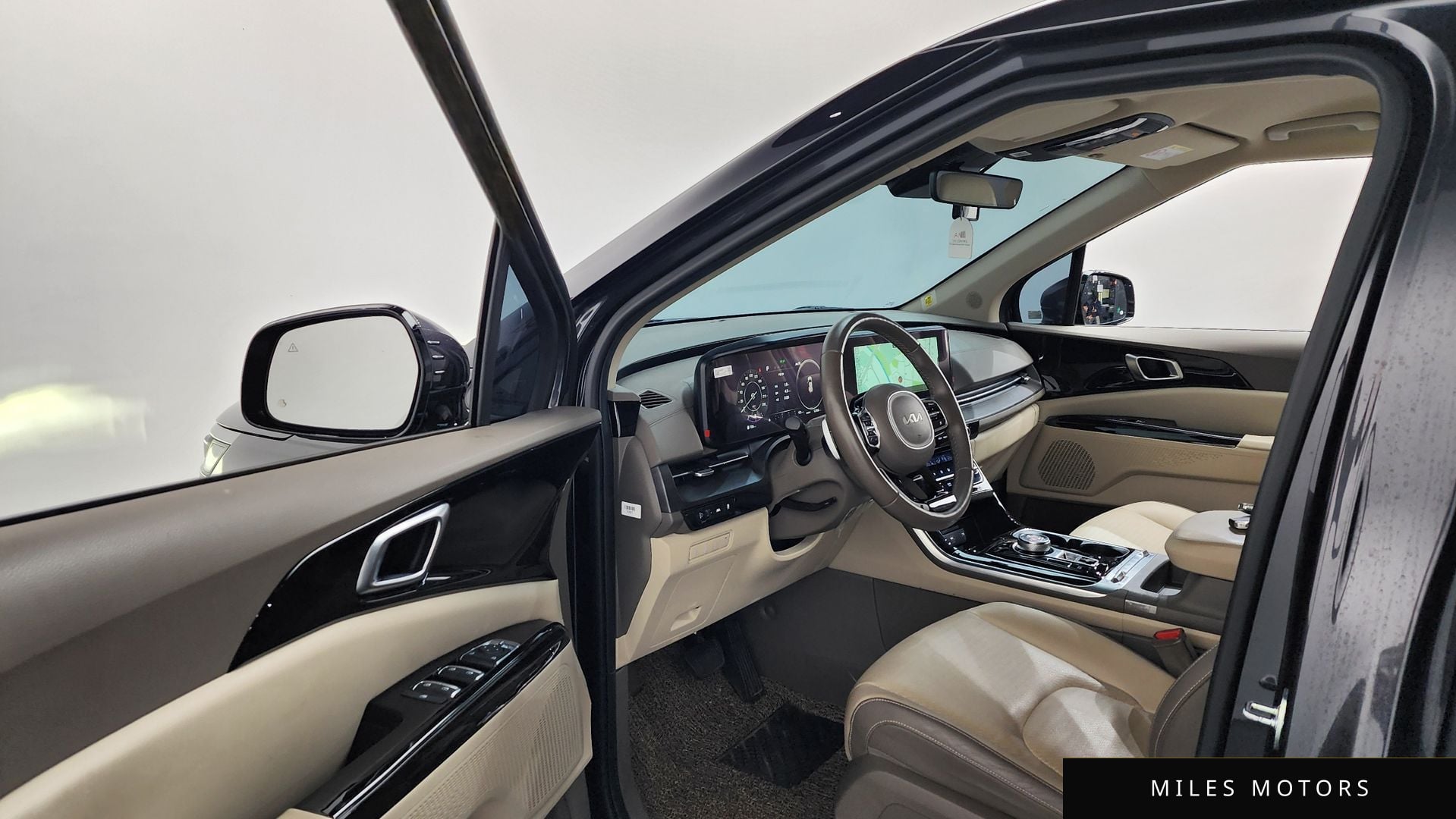 Kia Carnival 2022 — миниатюра 10