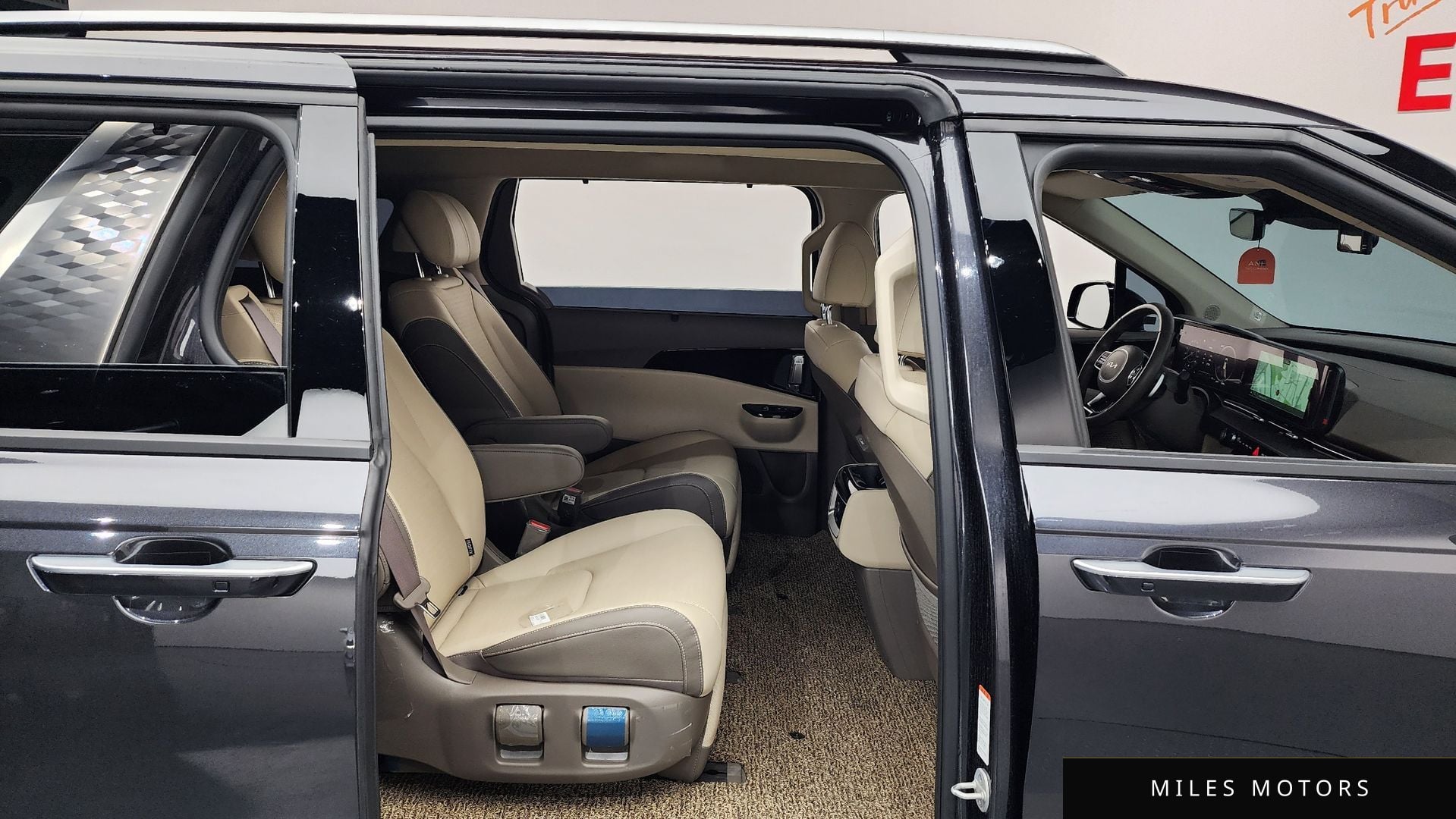 Kia Carnival 2022 — миниатюра 12
