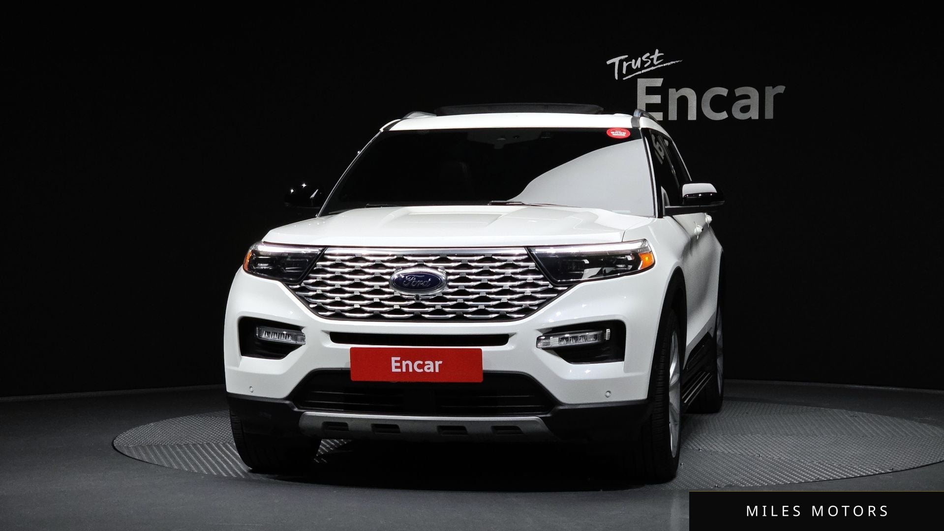 Ford Explorer 2022 — миниатюра 3