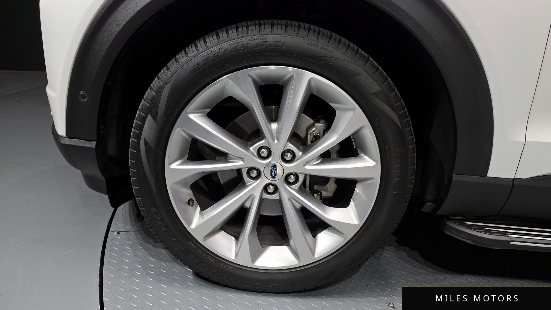 Ford Explorer 2022 — миниатюра 5