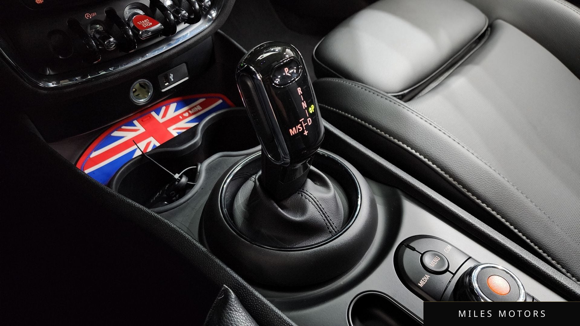 MINI 쿠퍼 D 클럽맨 2020 — миниатюра 9