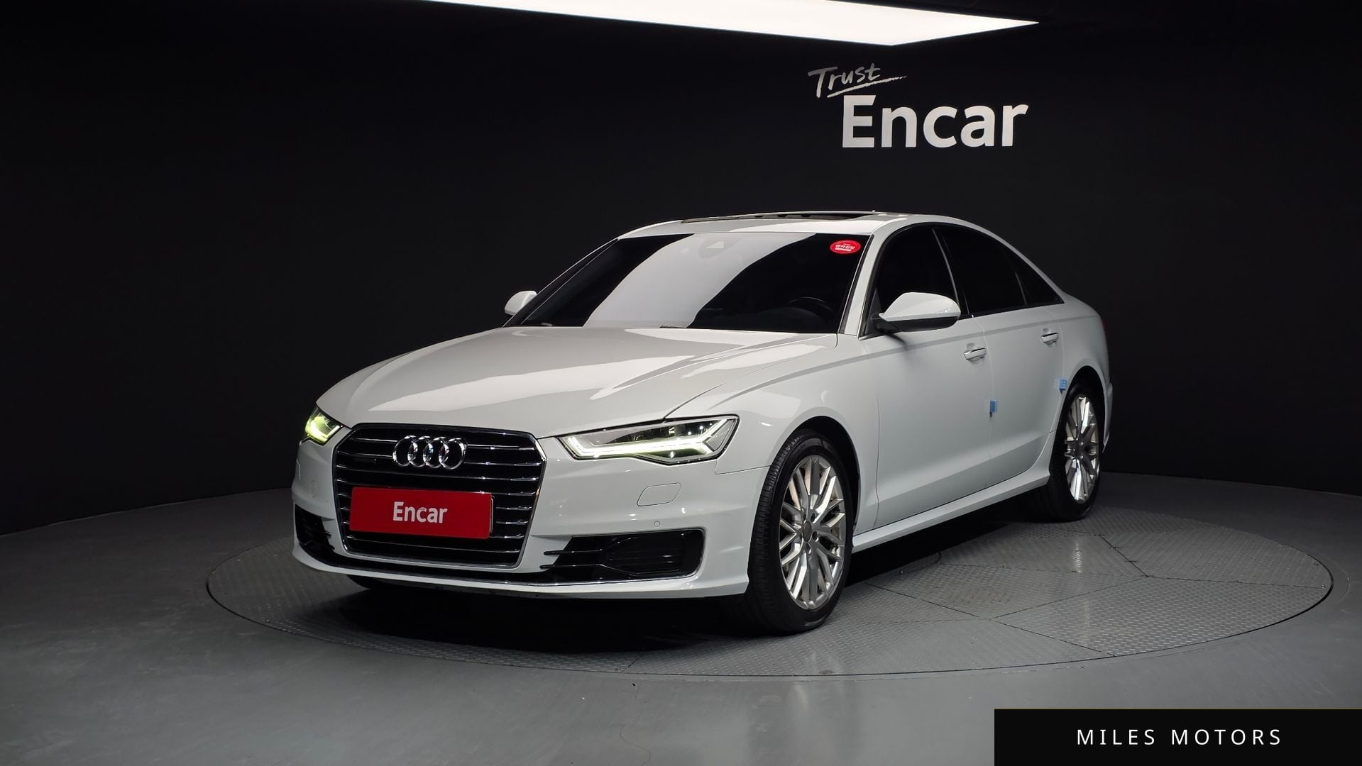 Audi A6 2016 — фото 1 из 12