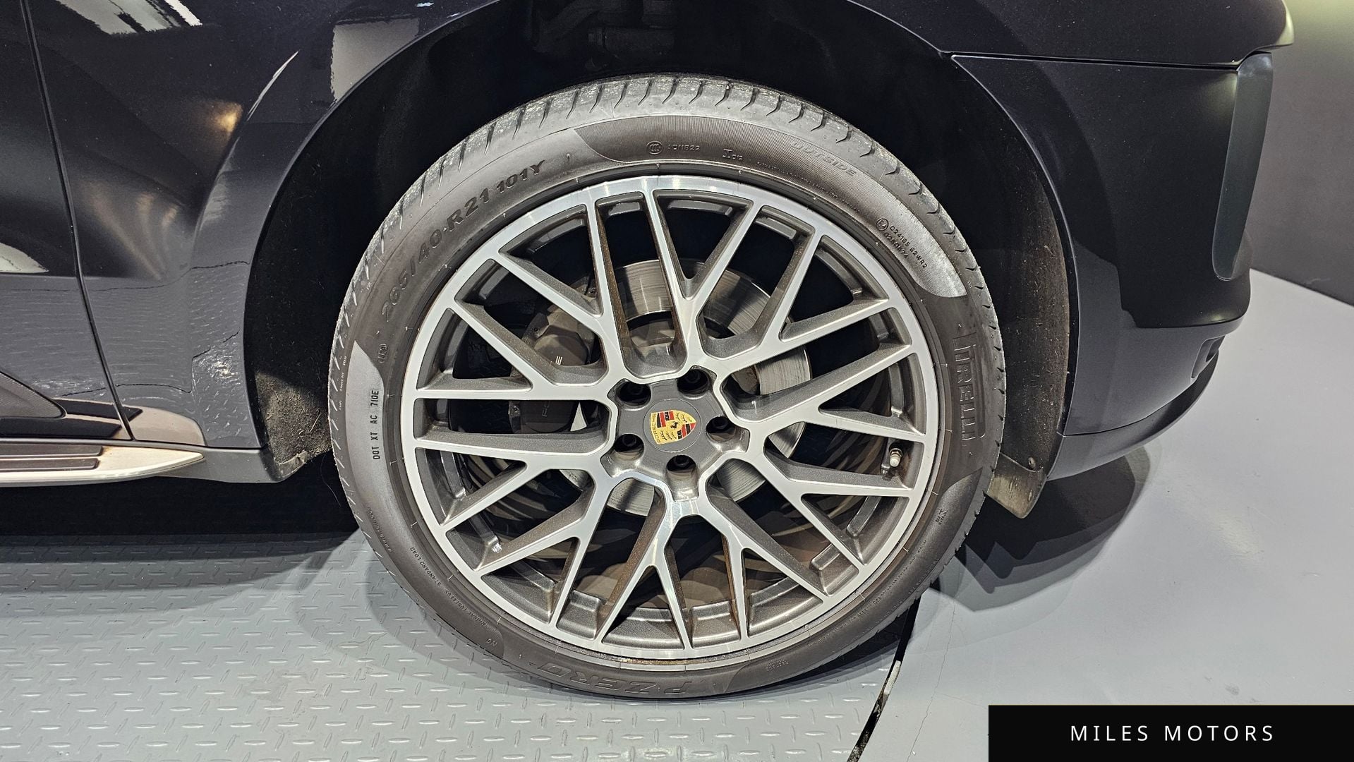 Porsche Macan 2021 — миниатюра 5