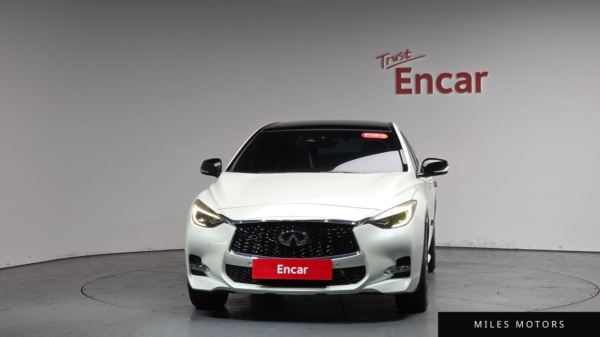 Infiniti Q30 2017 — миниатюра 2