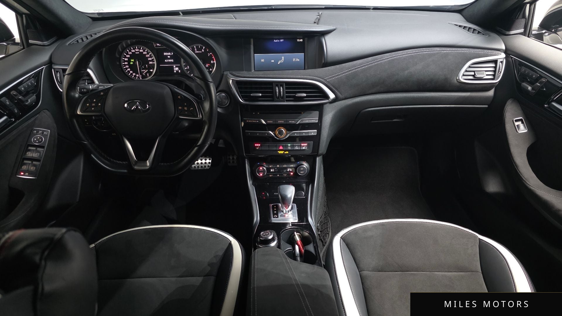 Infiniti Q30 2017 — миниатюра 6