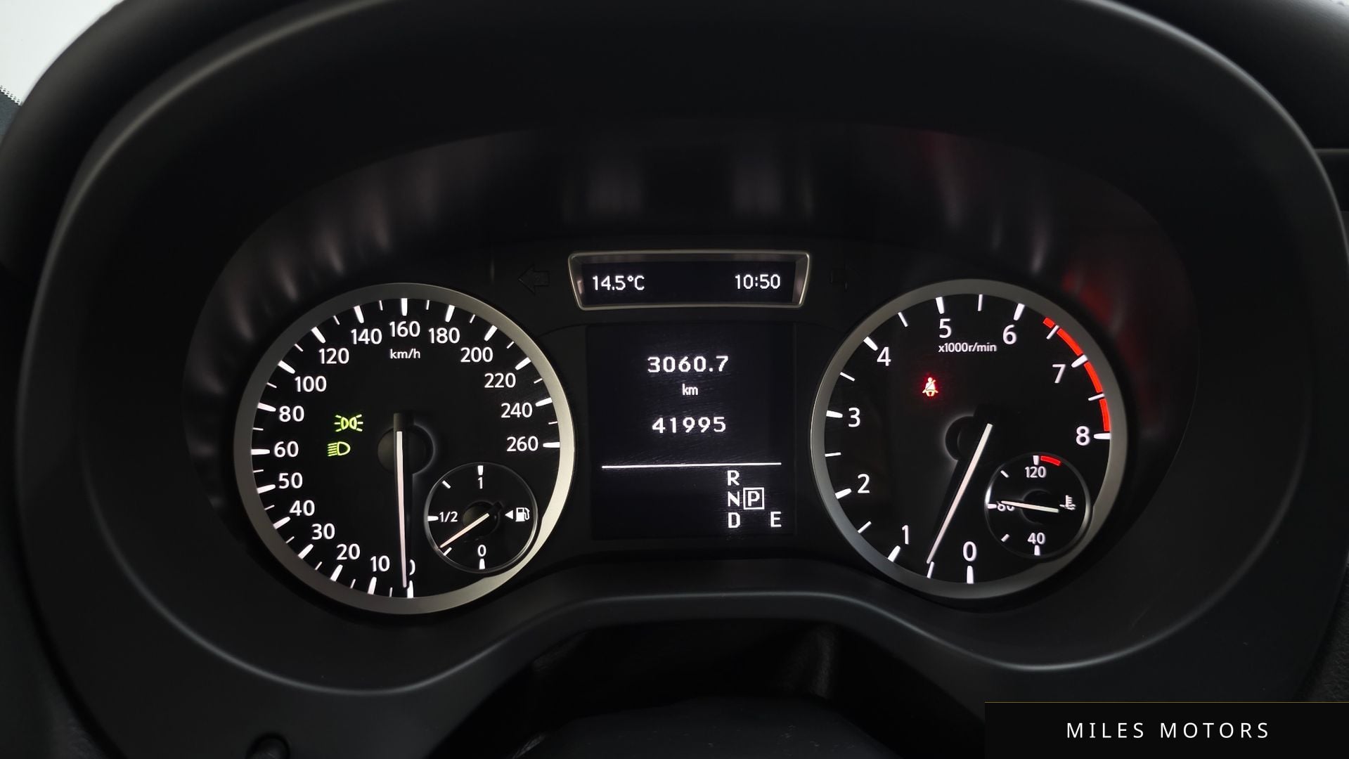 Infiniti Q30 2017 — миниатюра 7