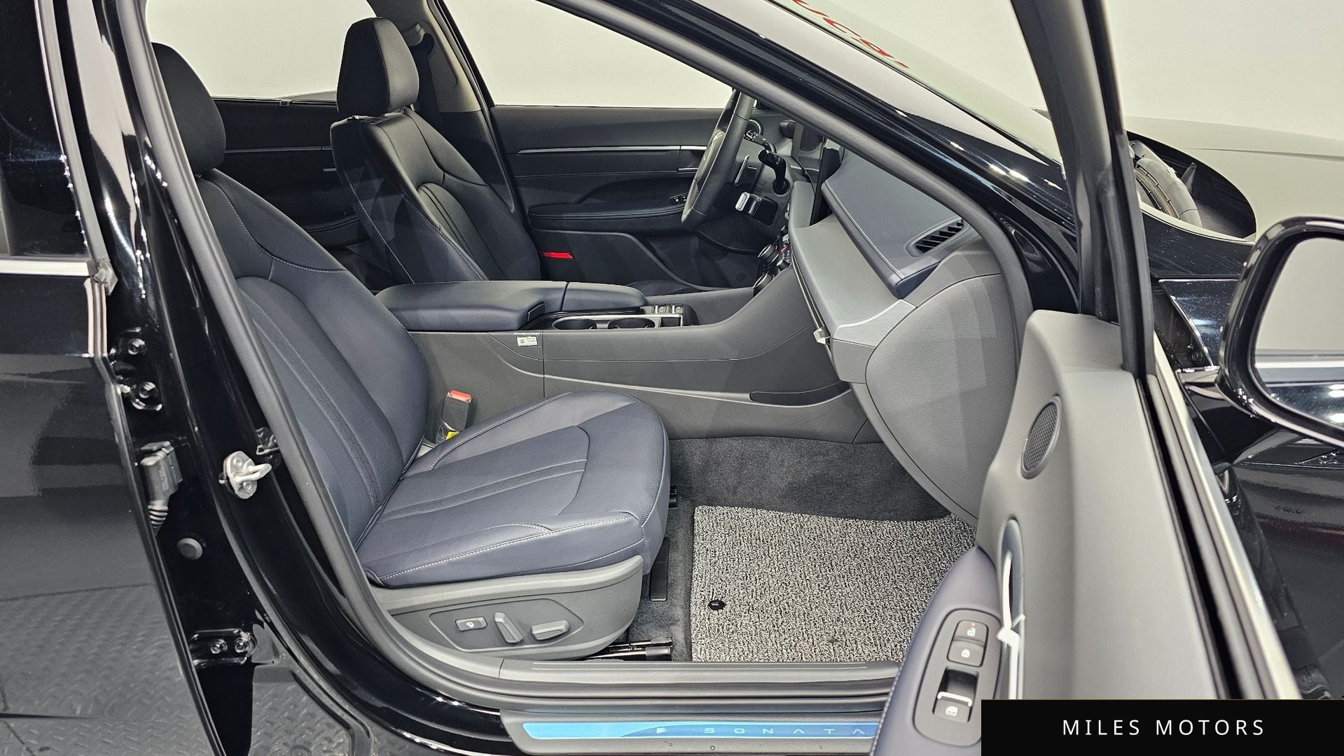 Hyundai Sonata 2024 — миниатюра 10