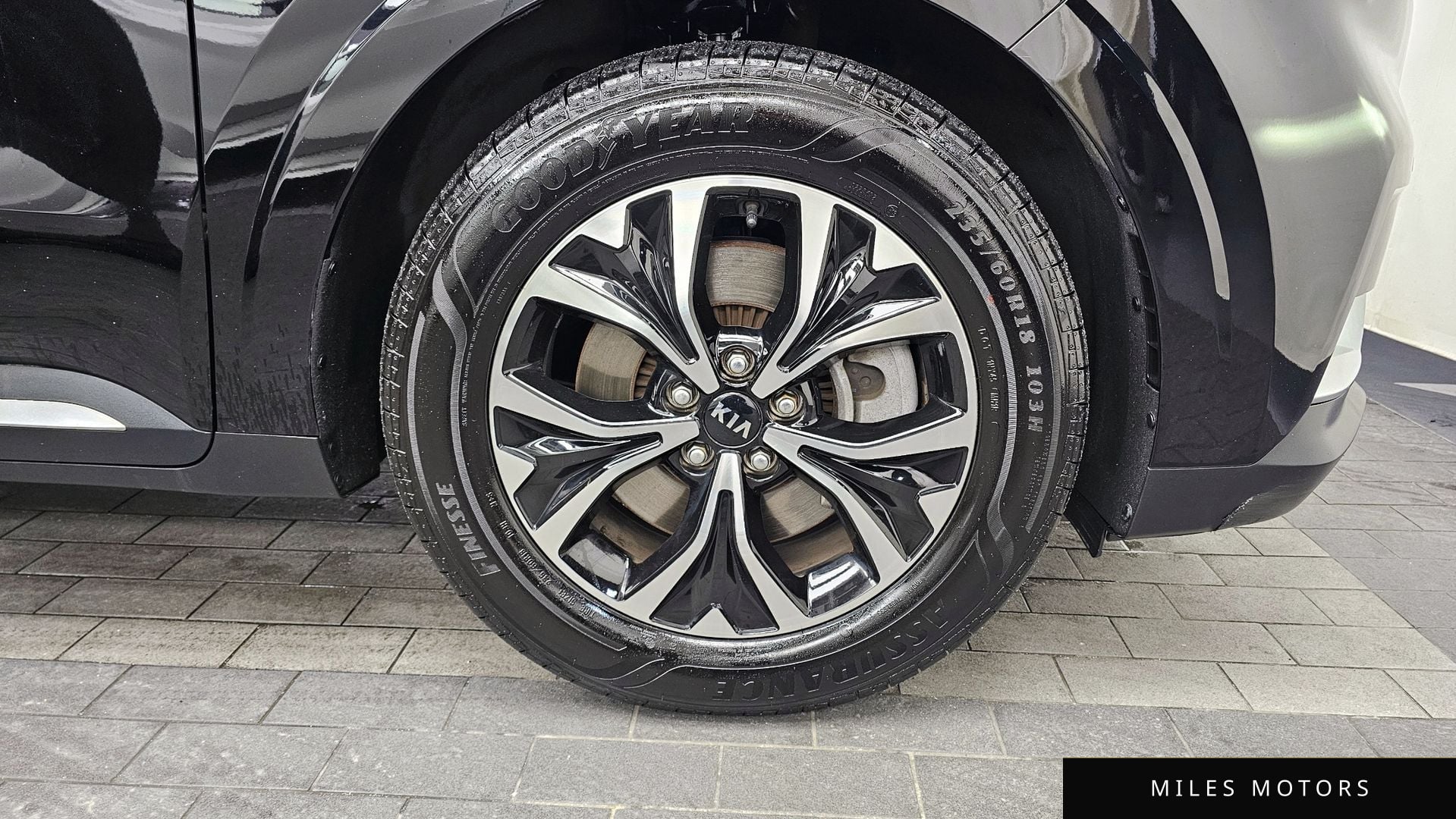 Kia Carnival 2021 — миниатюра 5